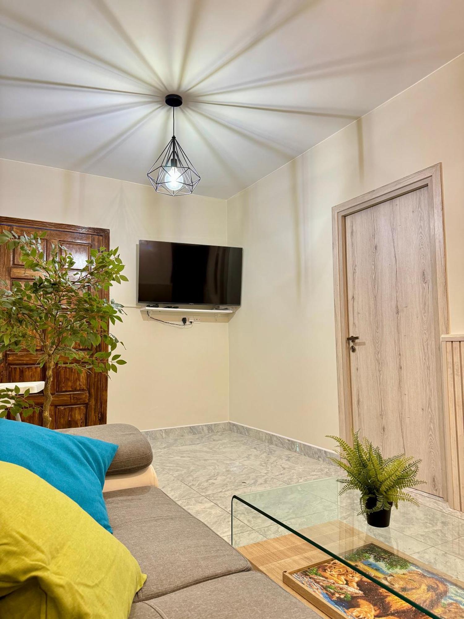 Dub House Apartment Paphos Exterior photo